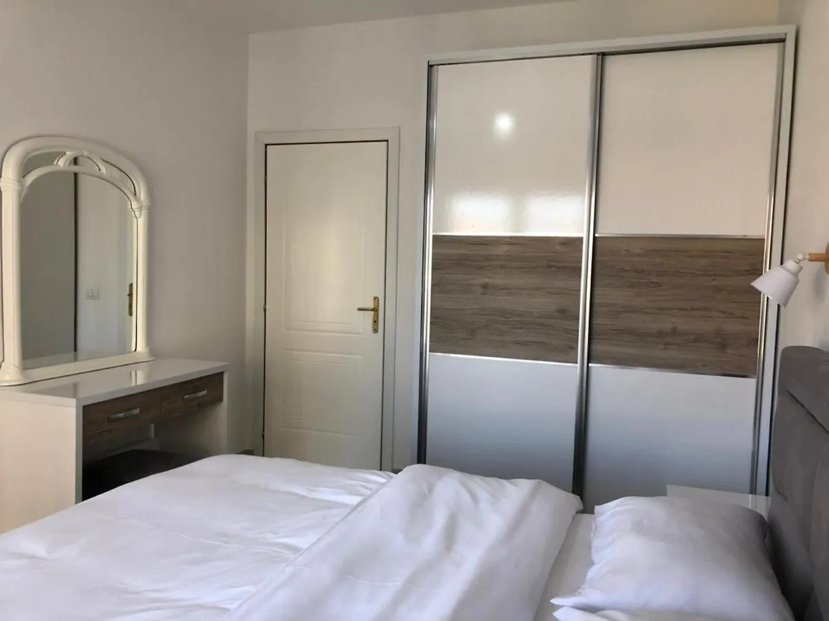 Sunset Apartments Lungomare Vlore